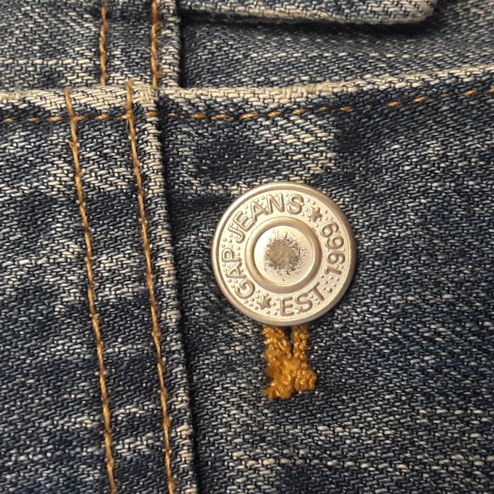 Excellent Condition Gap Medium Denim Jacket 100% … - image 5